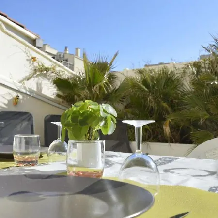 Cap D'agde, 2 Pieces, 6 Personnes - Fr-1-249-320 Agde