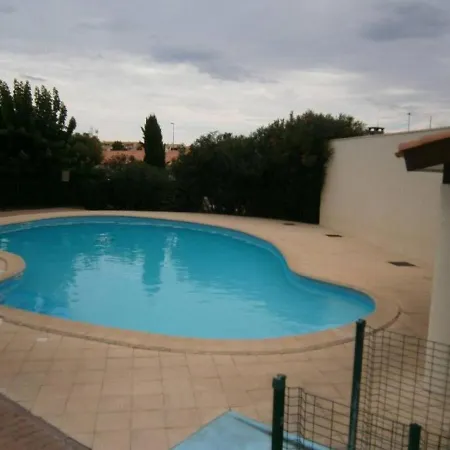 Cap D'agde, 2 Pieces, 6 Personnes - Fr-1-249-320